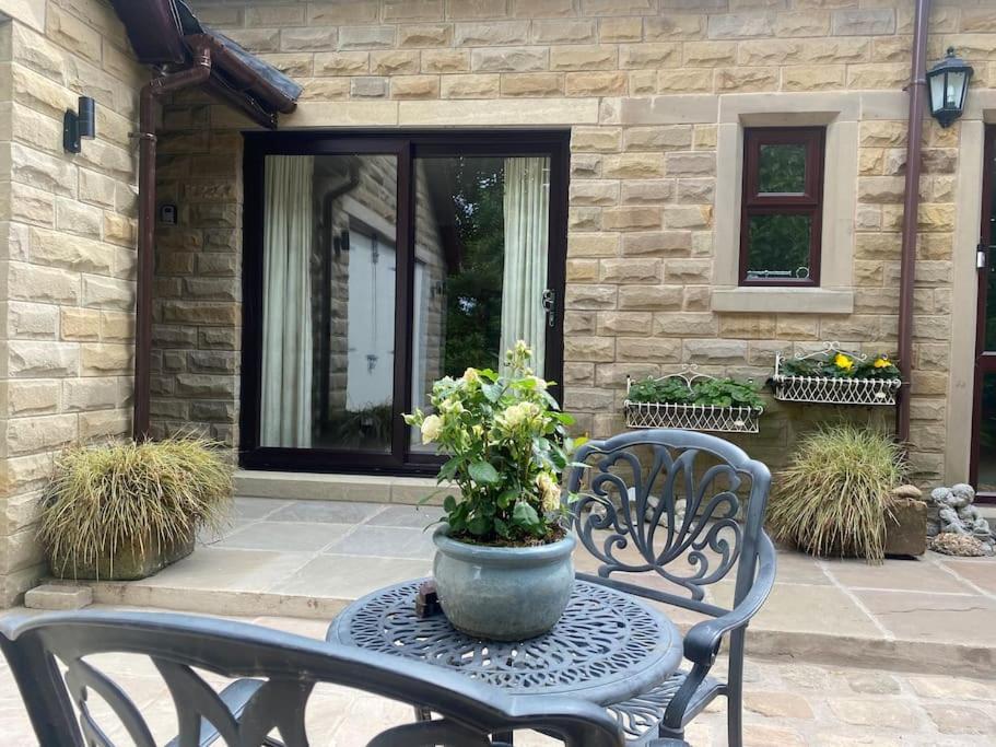 Beautiful 1 Bedroom Holiday Home In Lancaster Ngoại thất bức ảnh